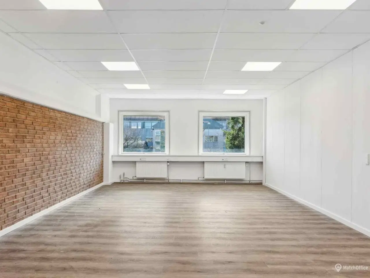 Billede 9 - 315m²  oplagt til kontor eller showroom/ lager