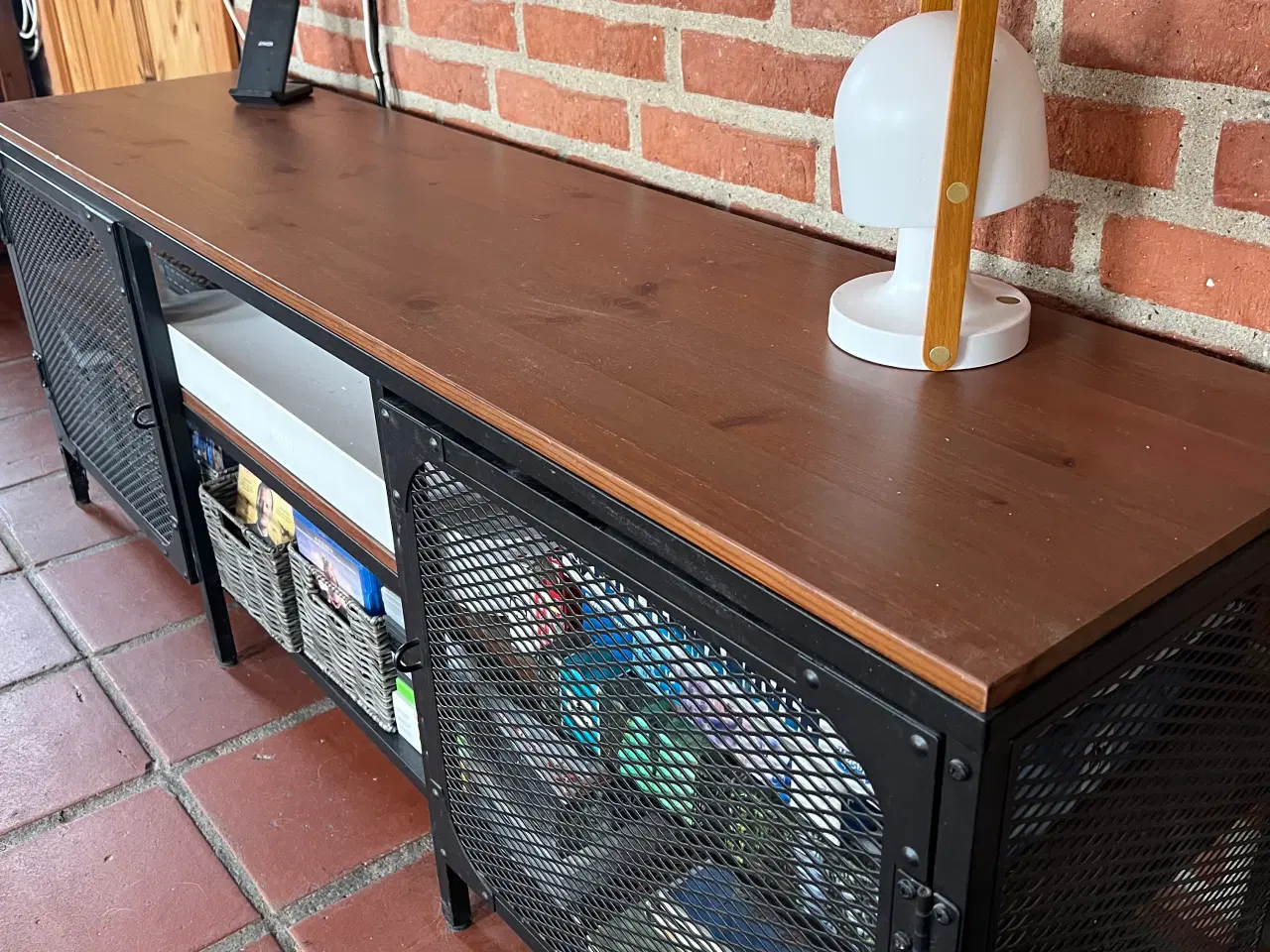 Billede 2 - fjällbo TV bord sort