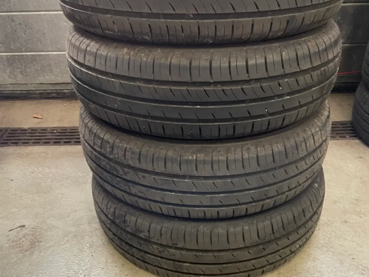 Billede 2 - 15" Kumho 185/65/15 Ref.S72 sommerdæk