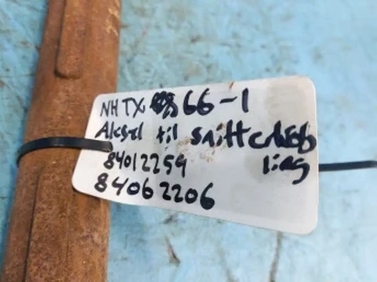 Billede 6 - New Holland TX66 Snitter Kobling Aksel 84012259