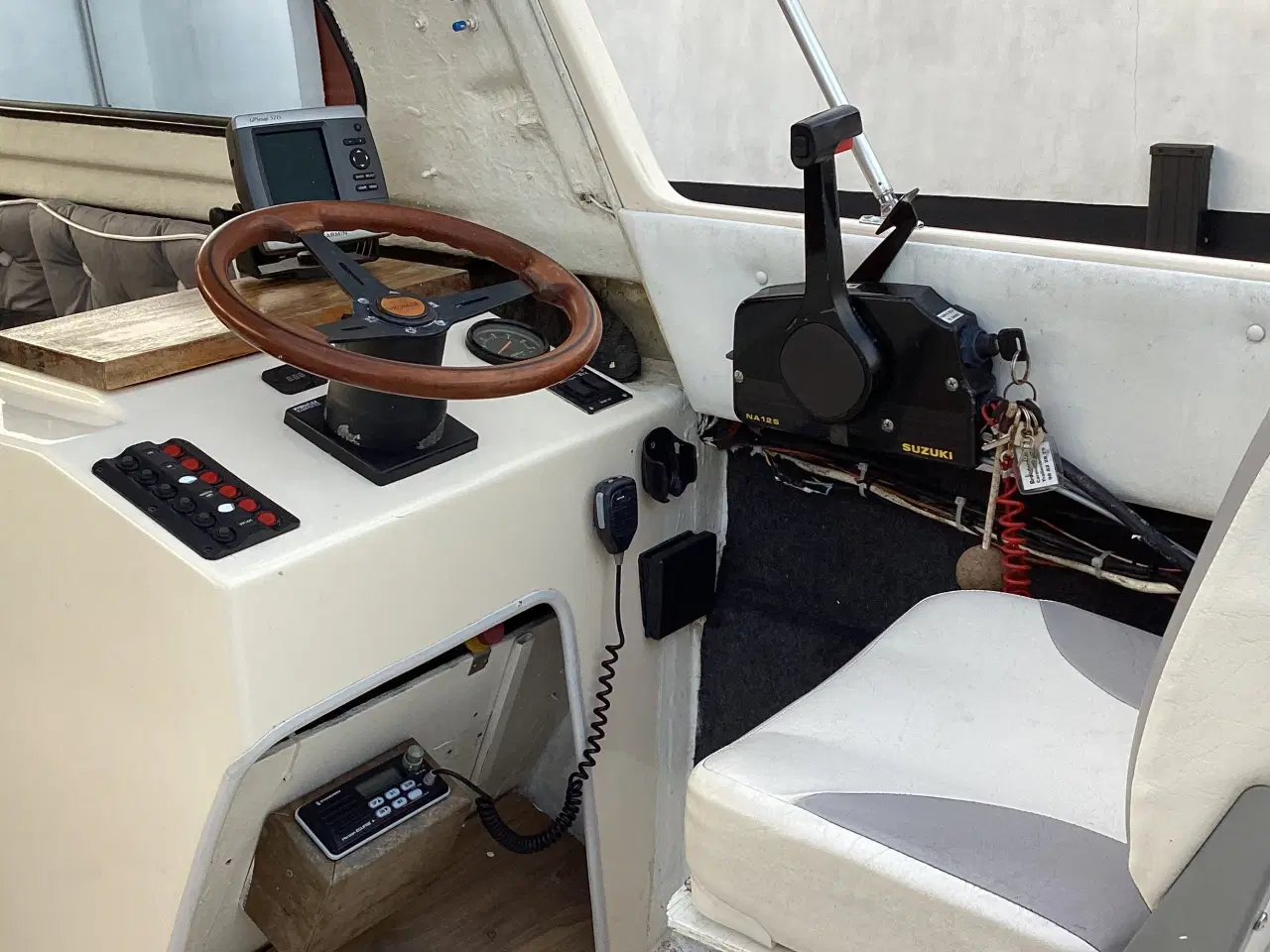 Billede 3 - Kabine båd med stor buggitrailer med elspil.