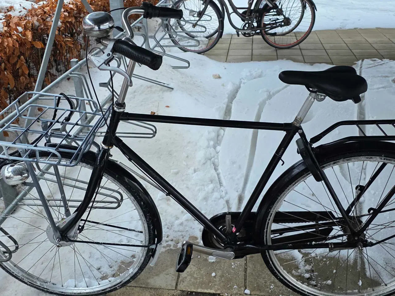 Billede 1 - Nyserviseret herrecykel med 3 gear