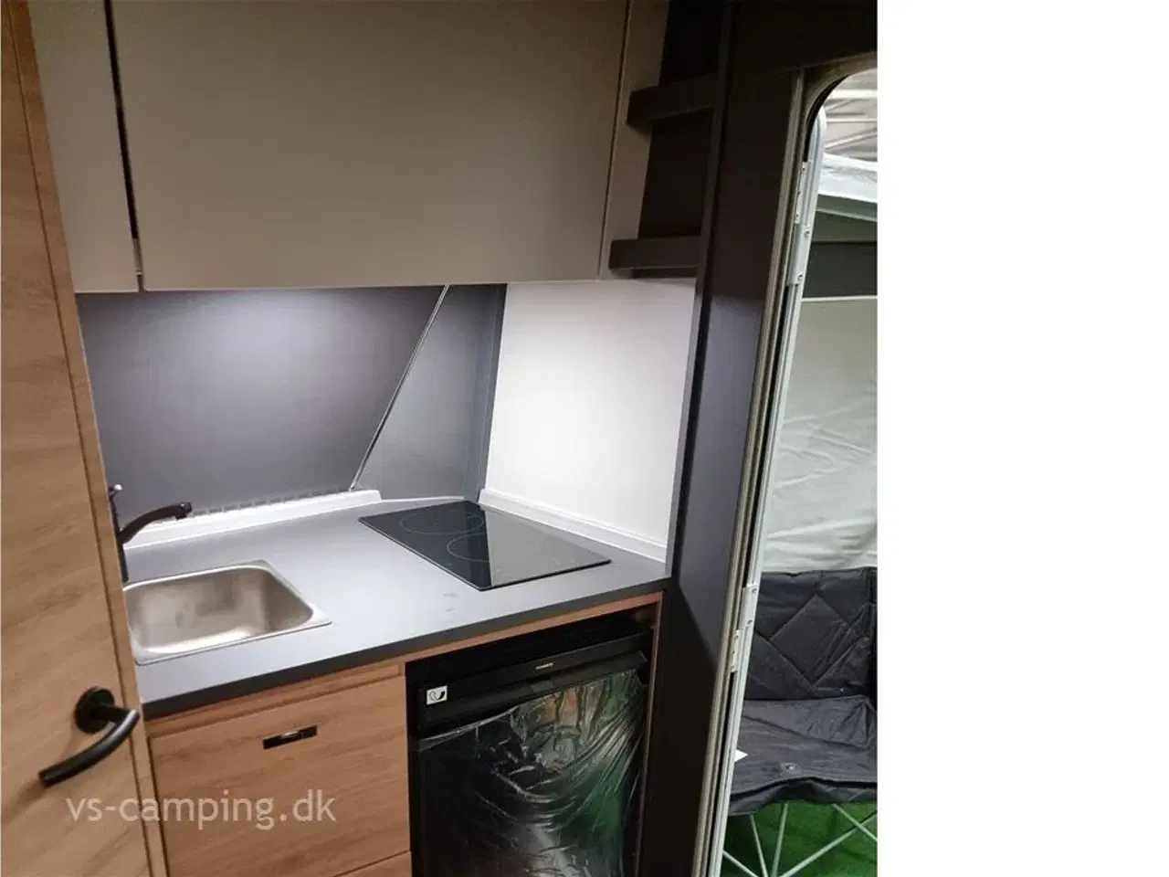 Billede 5 - 2025 - Knaus Yaseo 340 PX   FIX LILLE CAMPINGVOGN, SOM MÅ TRÆKKES AF DE FLESTE BILER -  HELT UDEN GAS.
