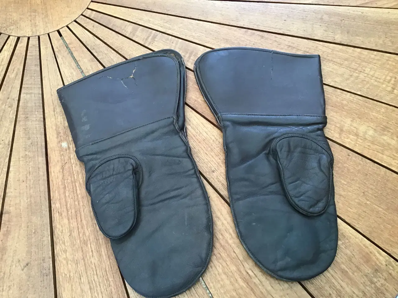 Billede 2 - Læderhandsker gamle / retro 