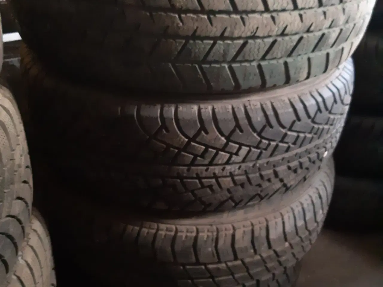 Billede 1 - Vinterdæk 195/65. 15.