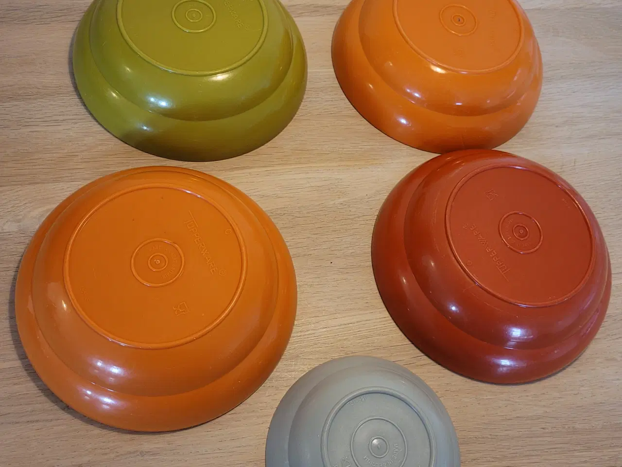 Billede 3 - Tupperware RETO ymerskåle 4 stk. + lille