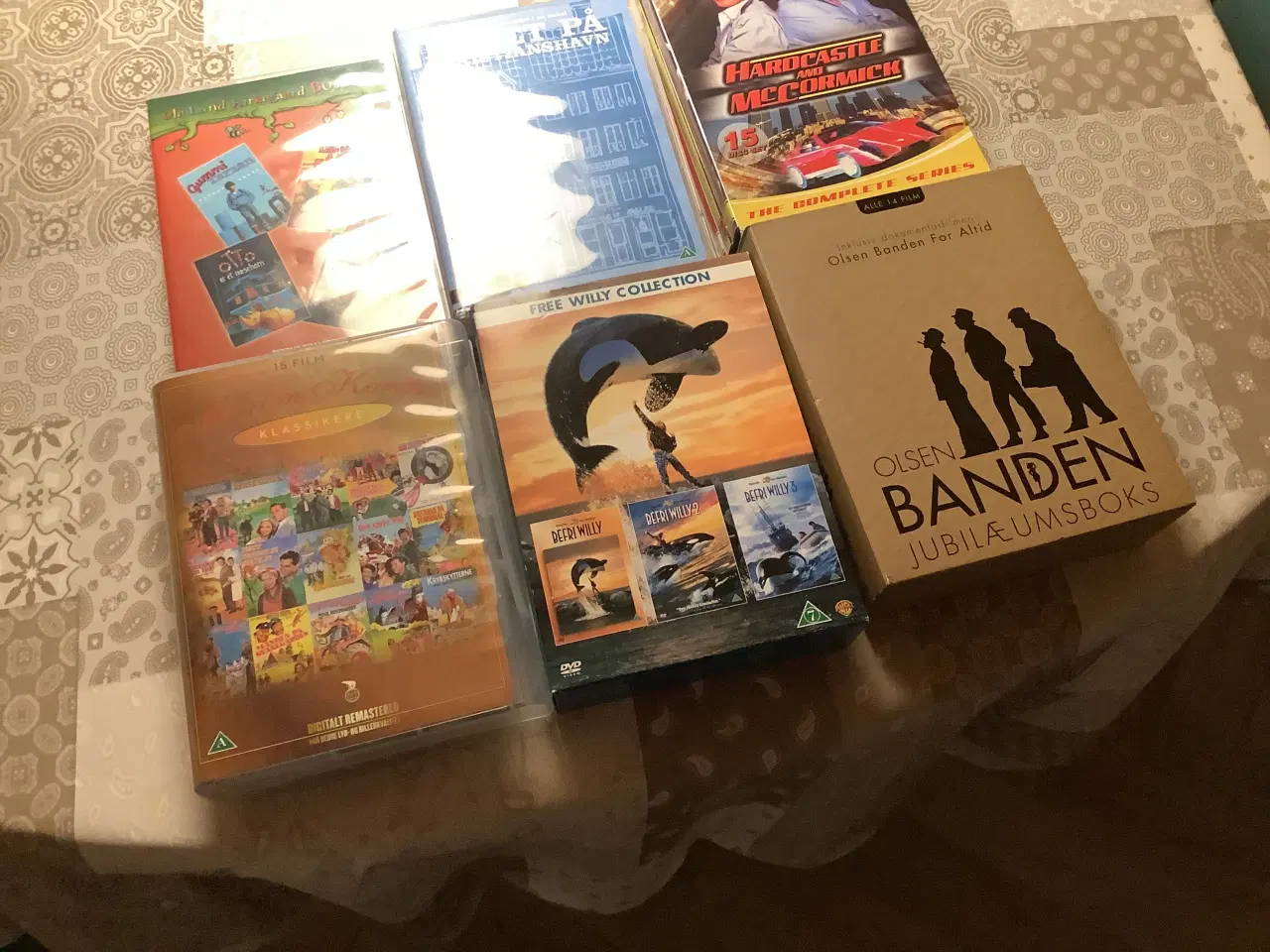 Billede 1 - Forskellige bokse med film