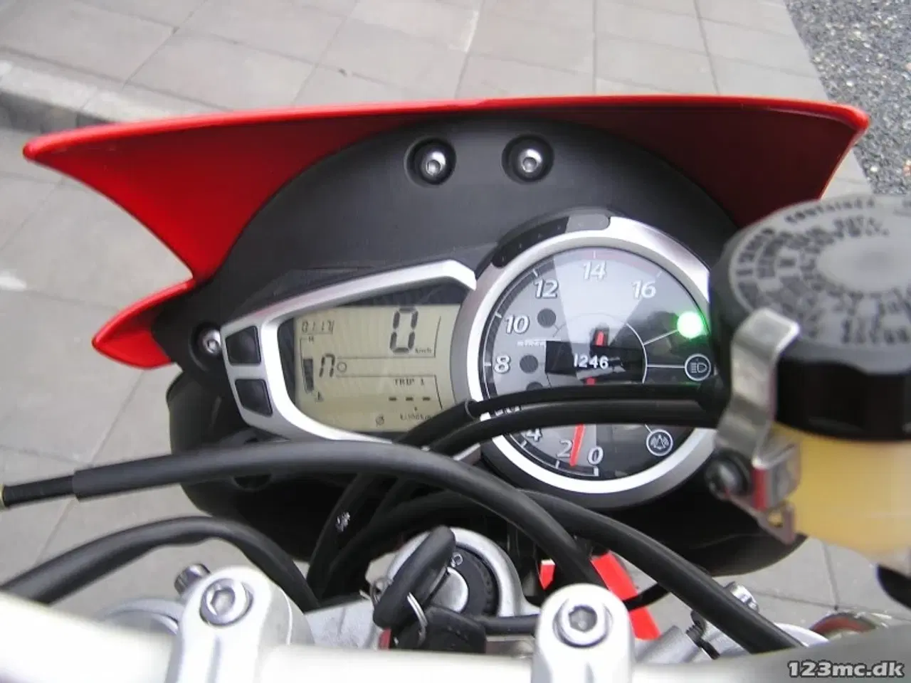 Billede 8 - Triumph Street Triple R MC-SYD BYTTER GERNE