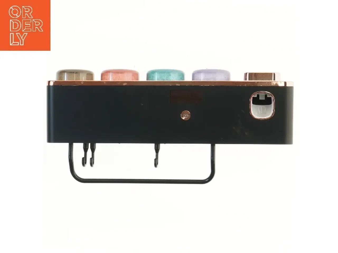 Billede 1 - Knagerække med farvede knager (str. 40x8 cm)