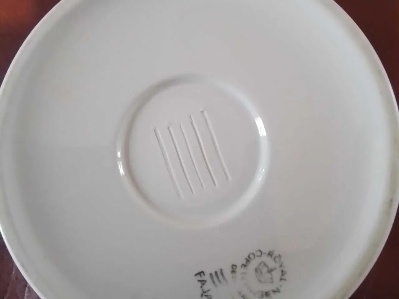 Billede 3 - Royal Copenhagen Årskrus 1990