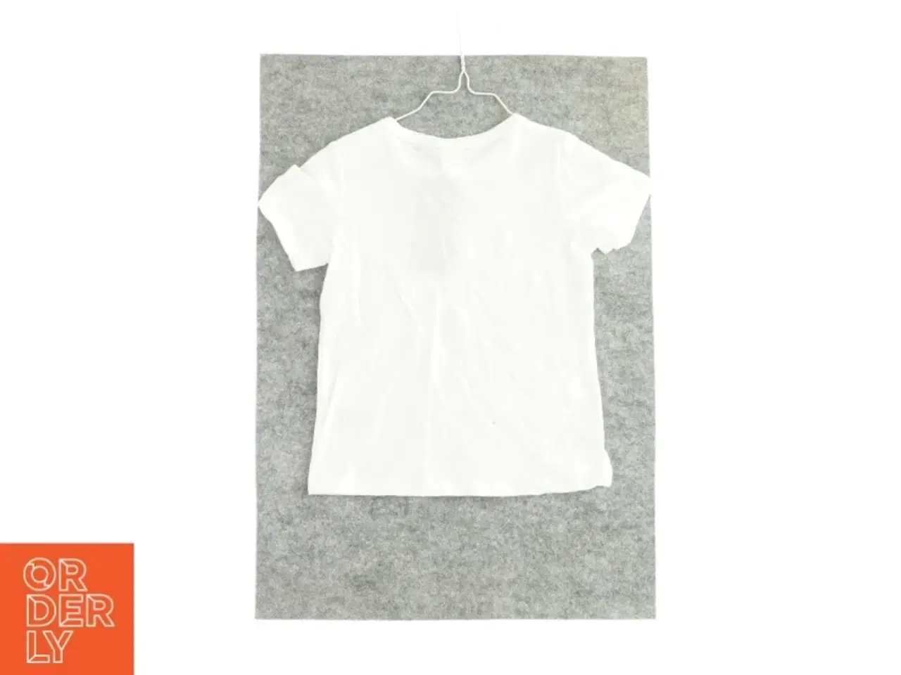 Billede 2 - Hvid T-shirt fra H&M