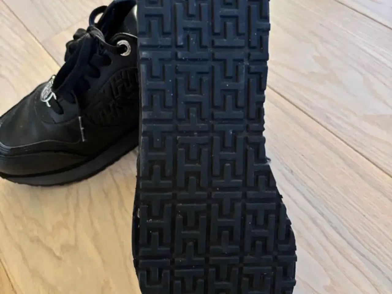 Billede 3 - Tommy Hilfiger sneakers