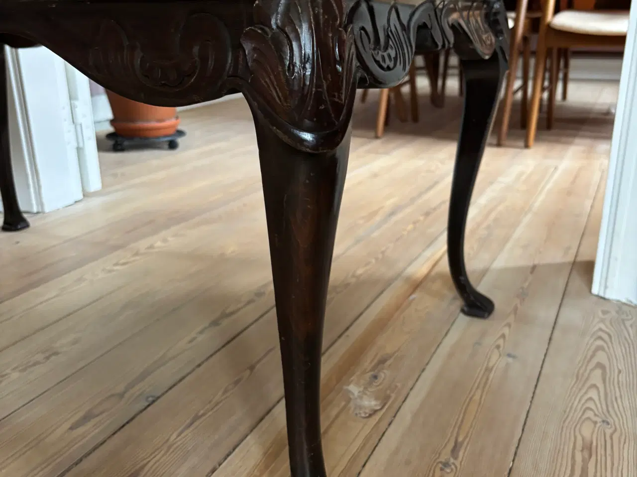 Billede 2 - Vintage kakelbord i mørk træ med lysegrønne kakler