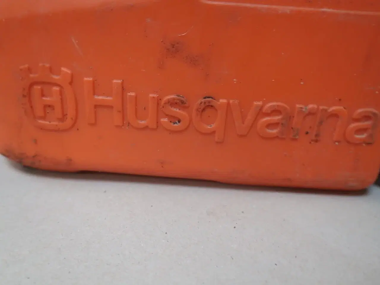 Billede 6 - Motorsav HUSQVARNA 445 med dunk og tilbehør