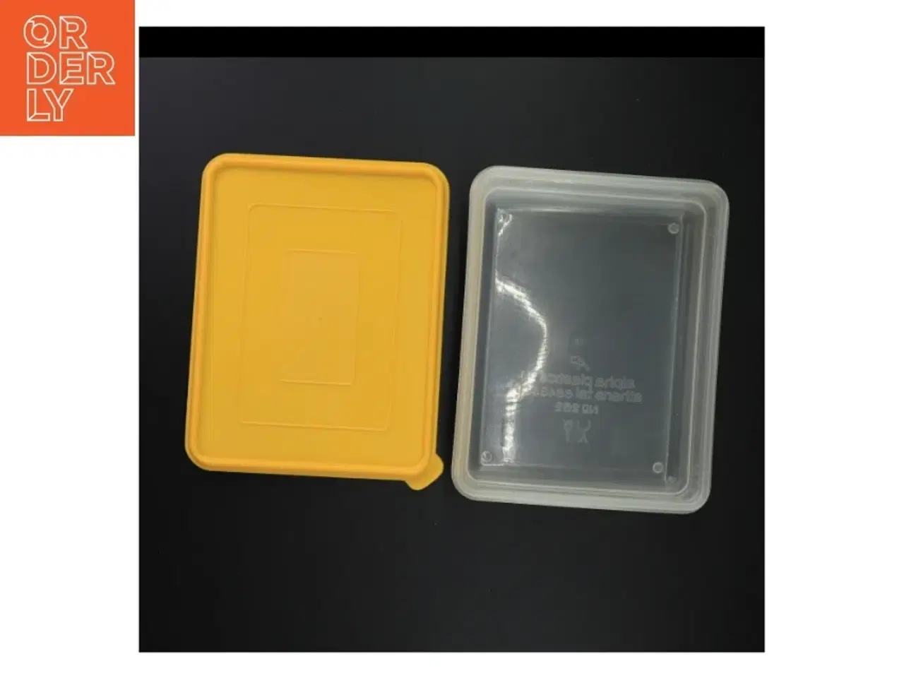 Billede 3 - Plastbeholder med låg (str. 23 x 18 x 8 cm)