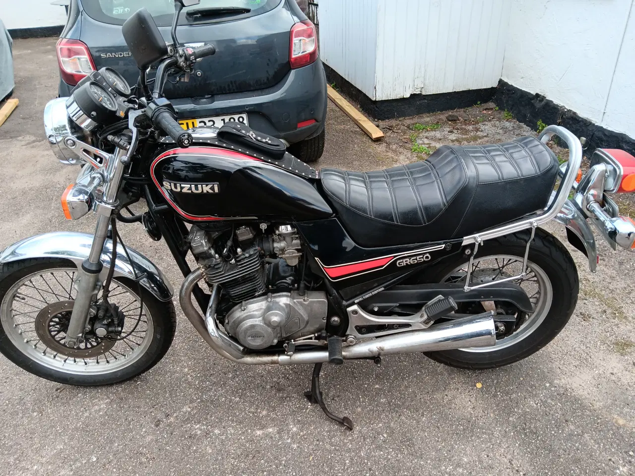 Billede 1 - Fin Suzuki gr 650 nysynet med plader 