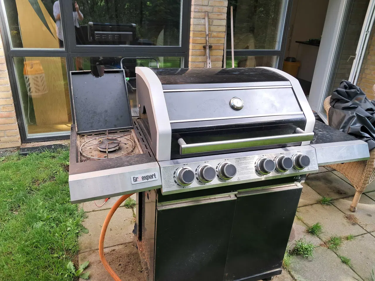 Billede 18 - Grill m 5 brændere