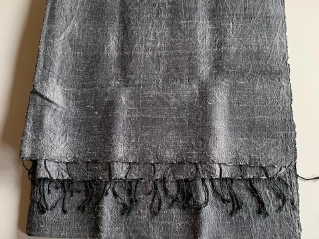 Billede 3 - Tørklæde / silketørklæde 100% silke, stort, ubrugt