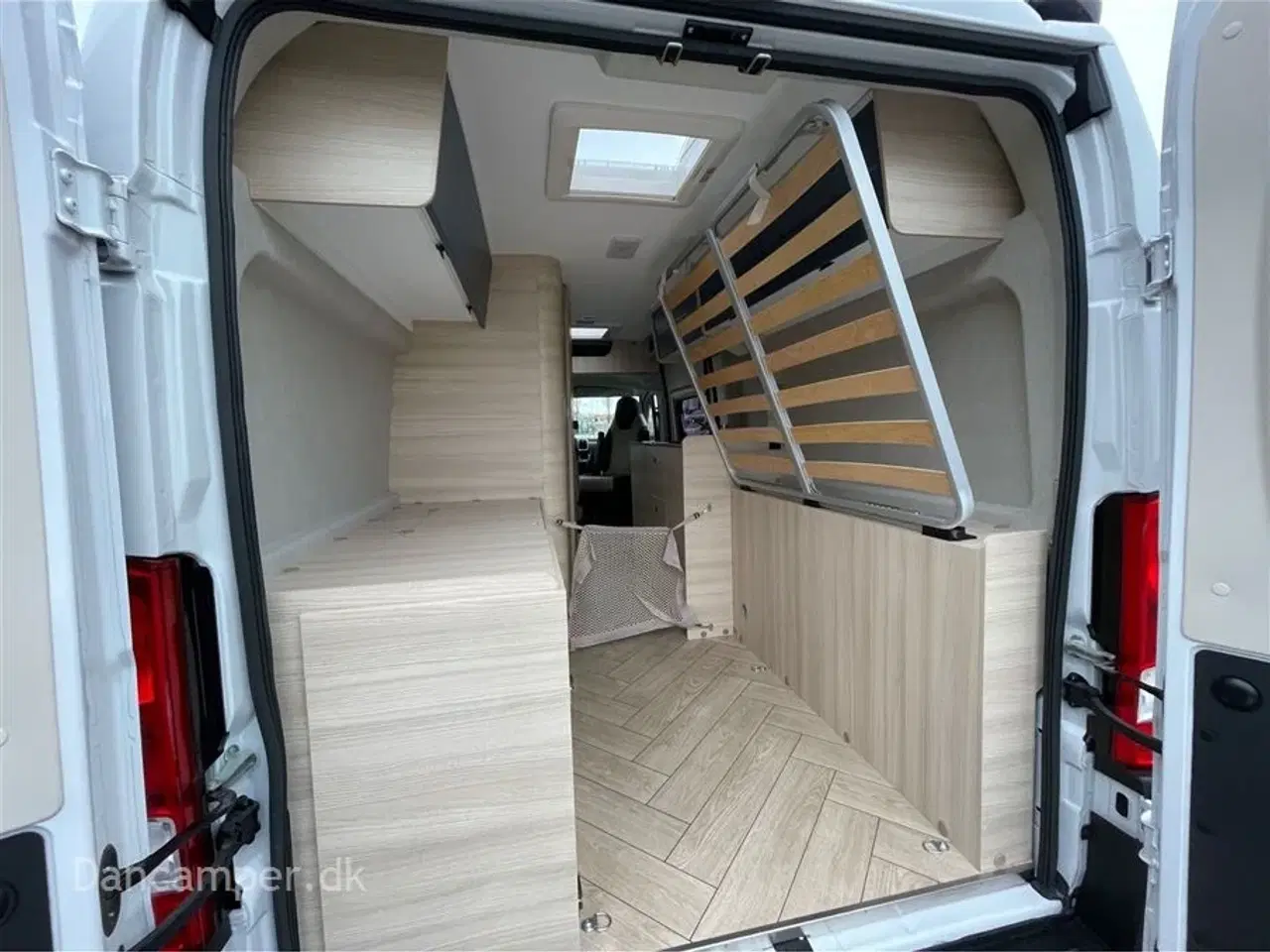 Billede 7 - 2026 - Chausson First Line V594 Super spændende, kort van med dobbeltsenge på tværs i bag. 2,2, L motor , 140 HK, solcelle, 8-trin aut m.m.