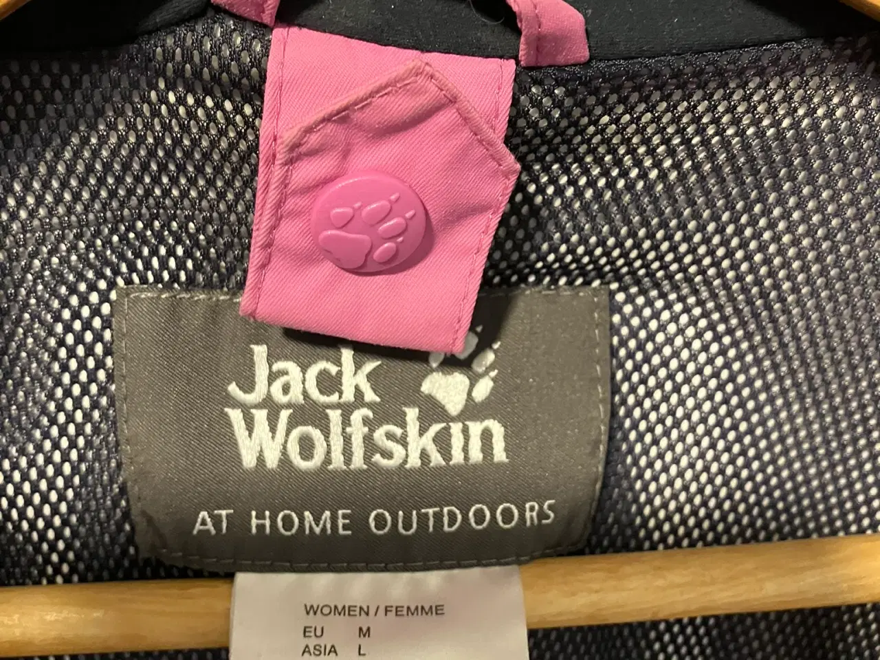 Billede 2 - Jack Wolfskin vindjakke