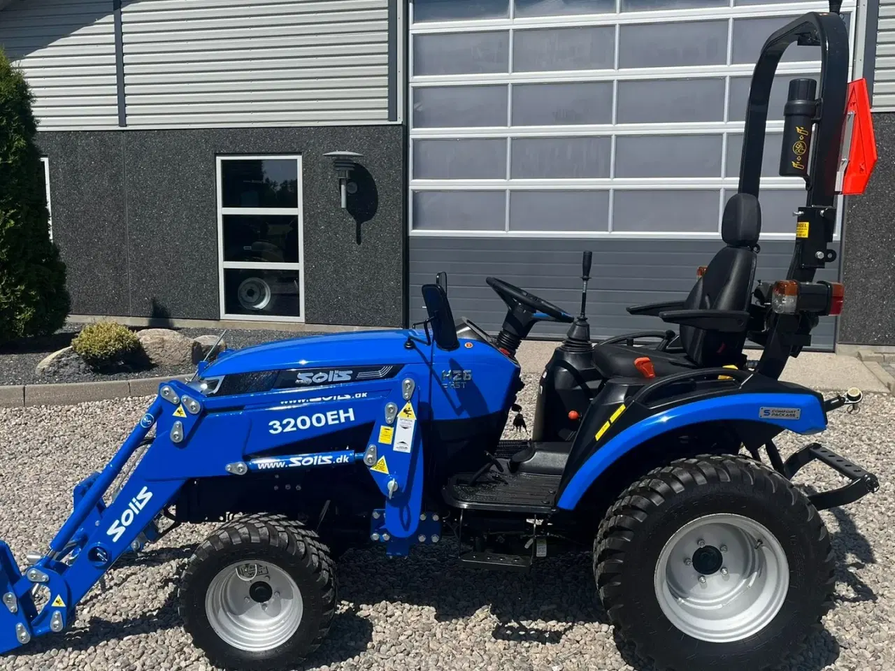 Billede 13 - Solis H26 HST Med Frontlæsser og GardenPro dæk