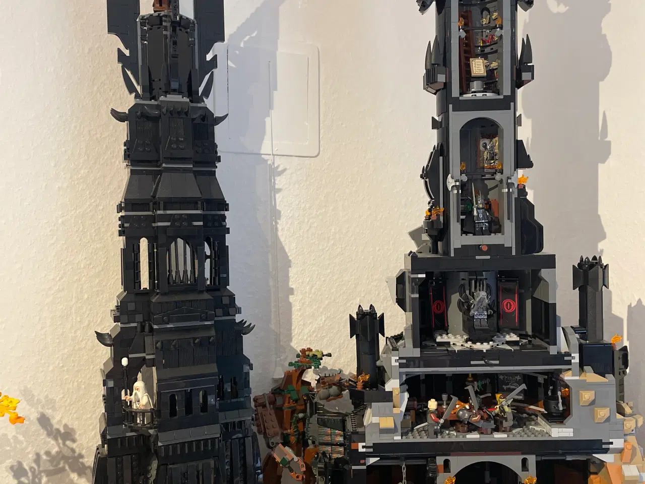 Billede 1 - SØGER DRENGELEGO