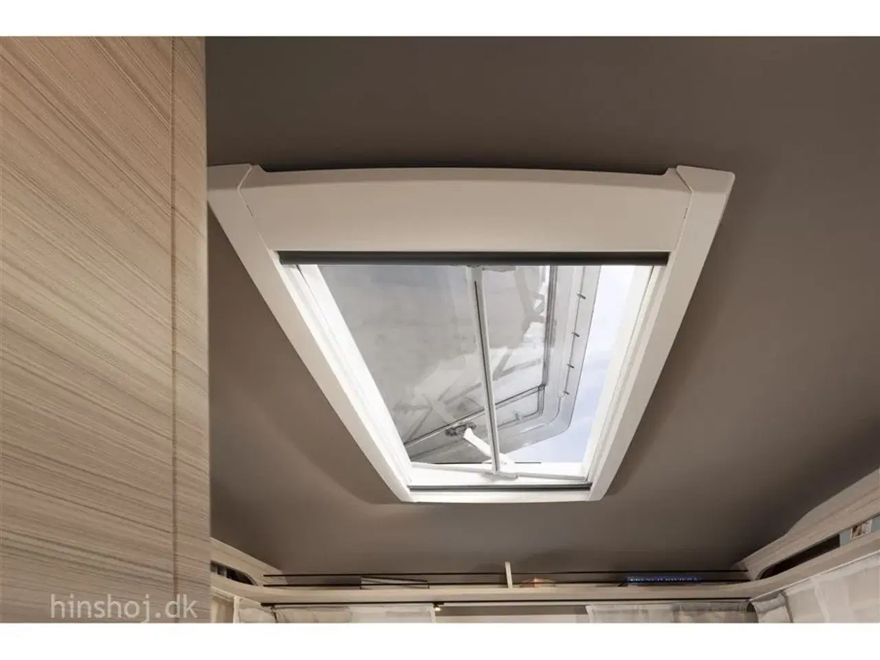 Billede 4 - 2026 - Dethleffs C joy 460 LE   Rigtig fin og let Rejsevogn med enkelsenge fra Hinshøj Caravan A/S