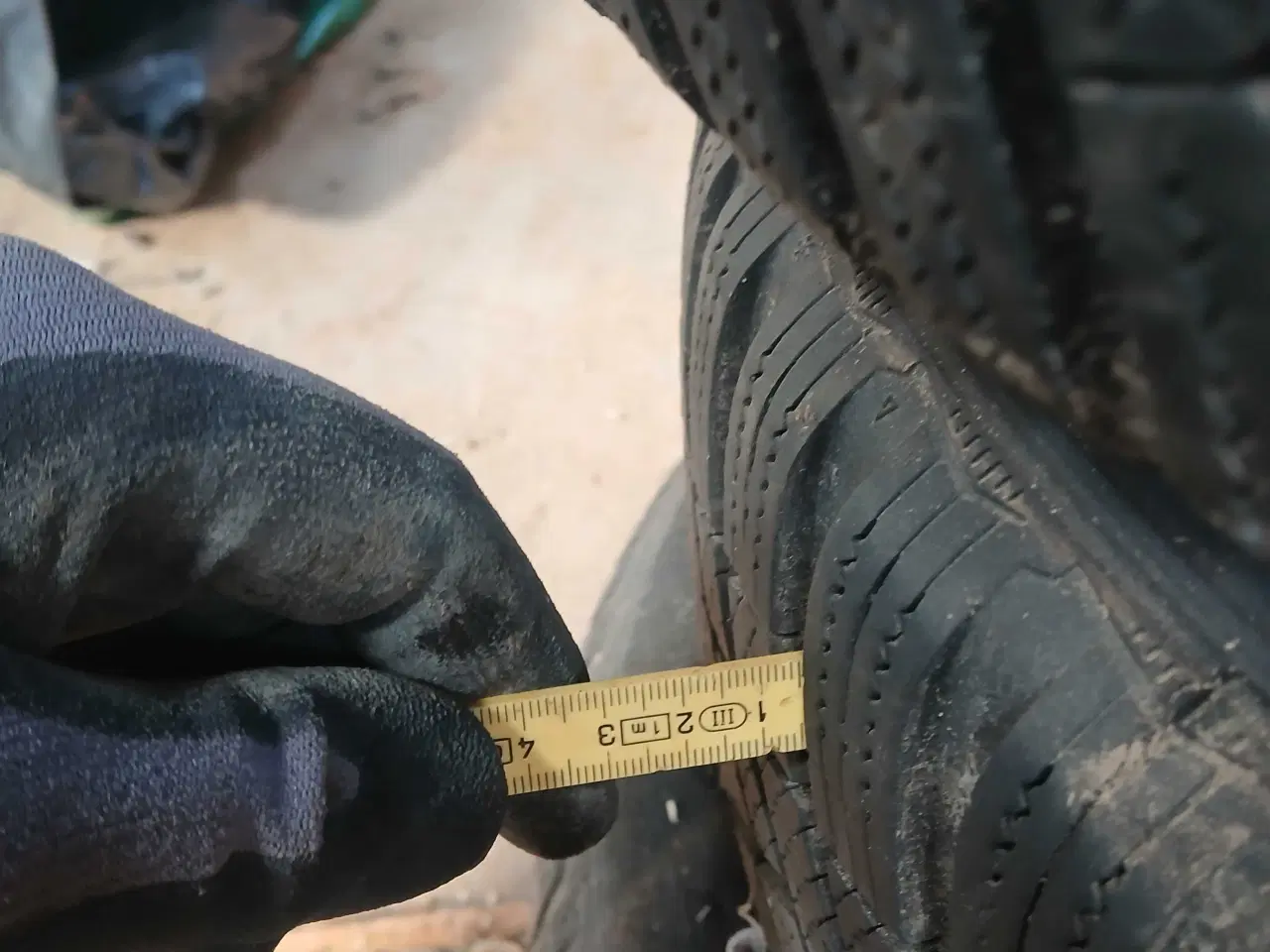 Billede 4 - Vinterdæk  205/60 R16