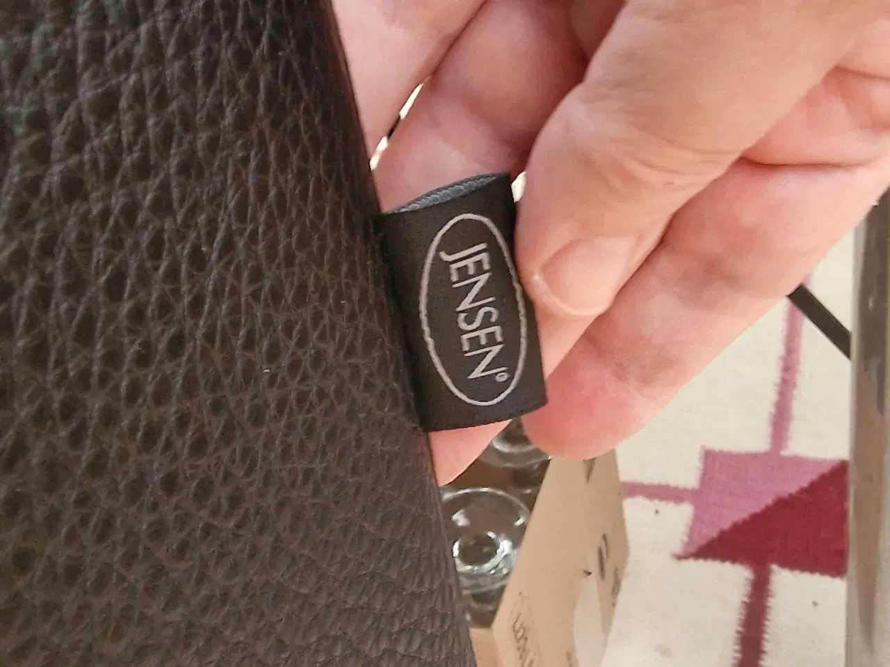 Billede 1 - Sengegavl i sort læder