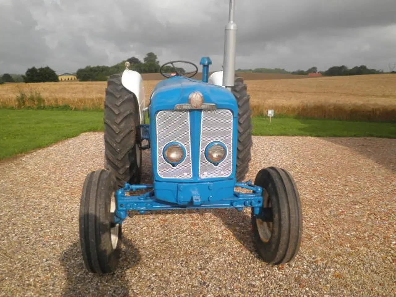 Billede 2 - Traktor Fordson super major.