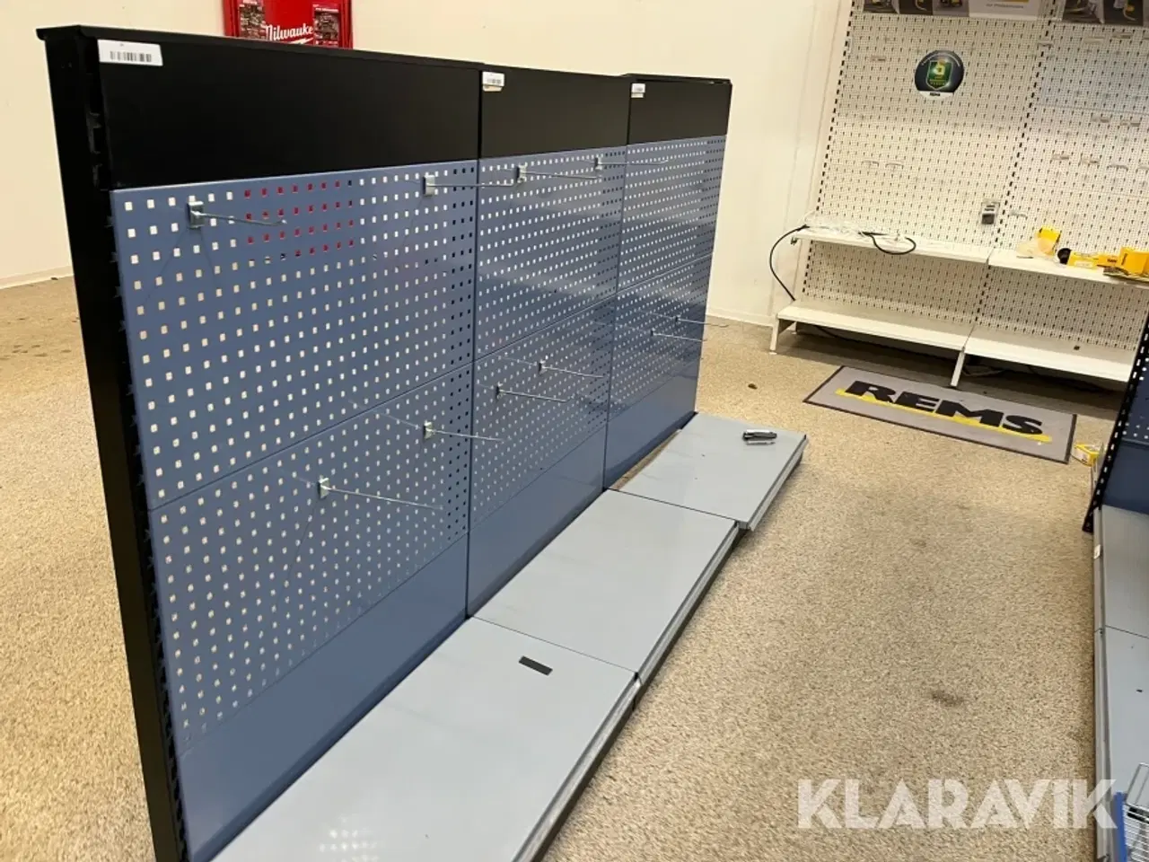 Billede 9 - Værksteds/butik inventar