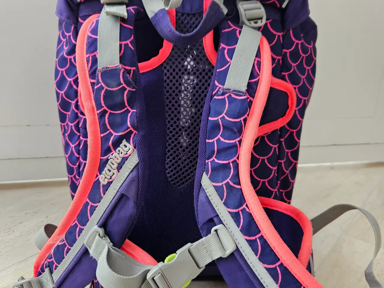 Billede 5 - Skoletaske ergobag - pæn, nyvasket