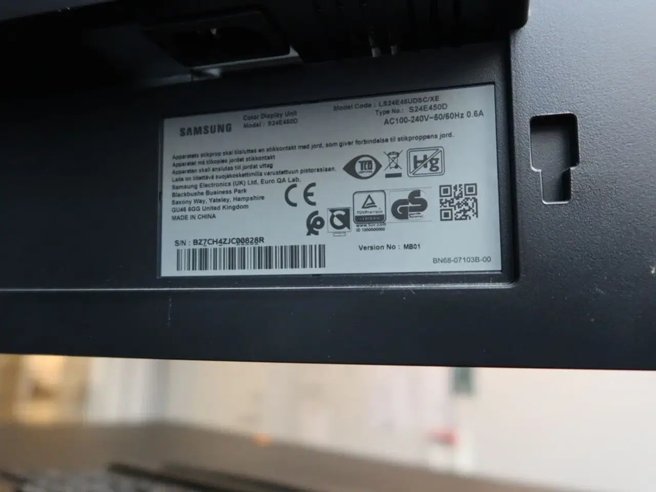 Billede 4 - 2 stk. computerskærme SAMSUNG S24E450, dockingstation DELL, tastatur, rollermouse