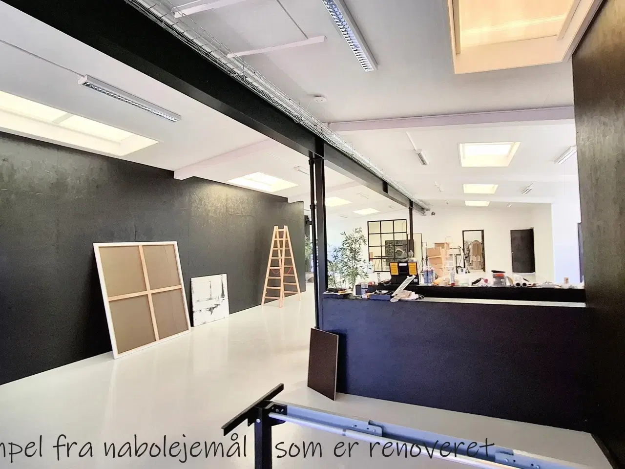 Billede 6 - Butik. Klinik, Showroom, Lager - med Læsserampe Køkken, toiletter.