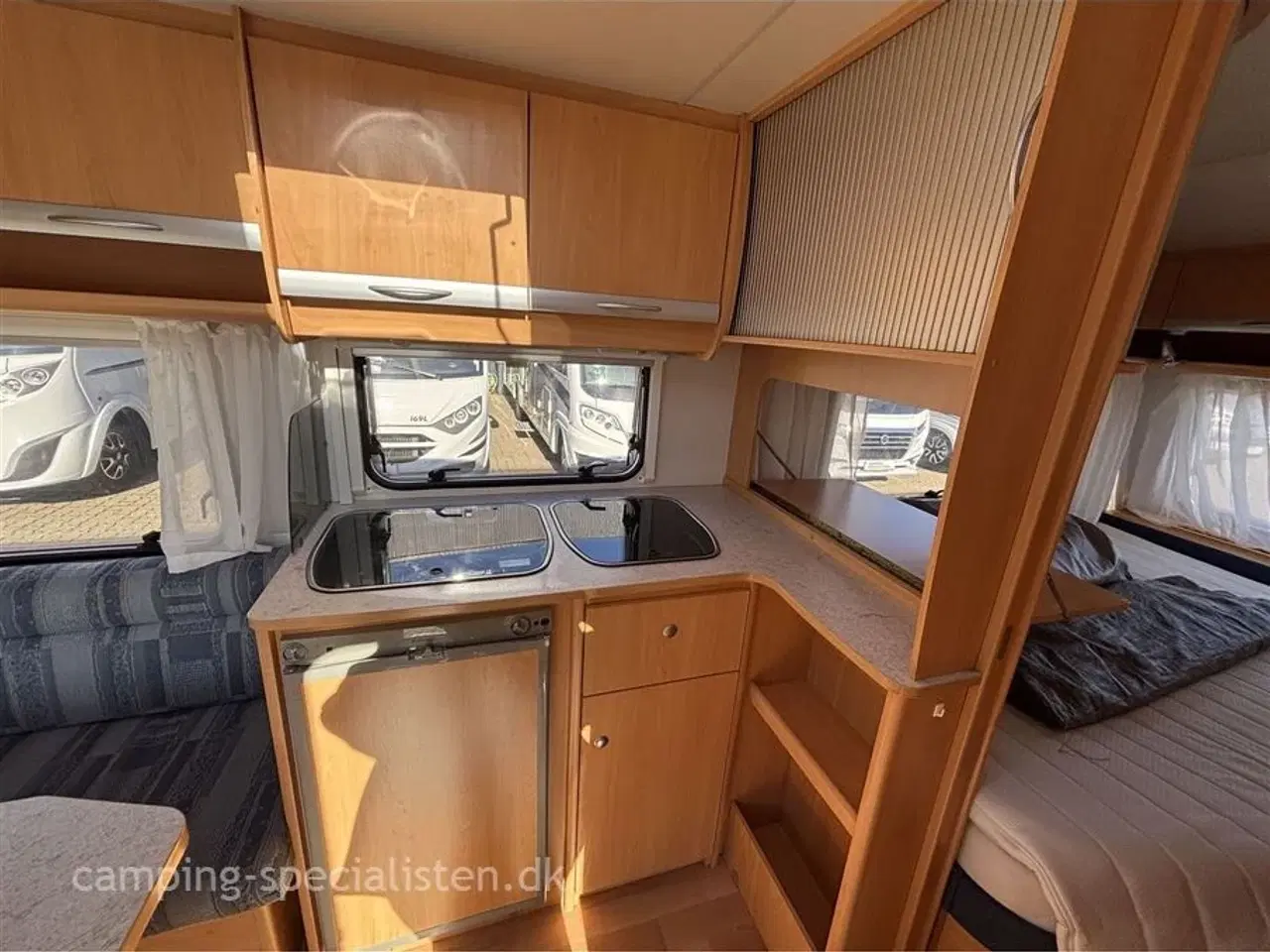 Billede 6 - 2005 - Knaus Sport 450 FU   Knaus Sport 450 FU model 2005 kan nu ses hos Camping-Specialisten