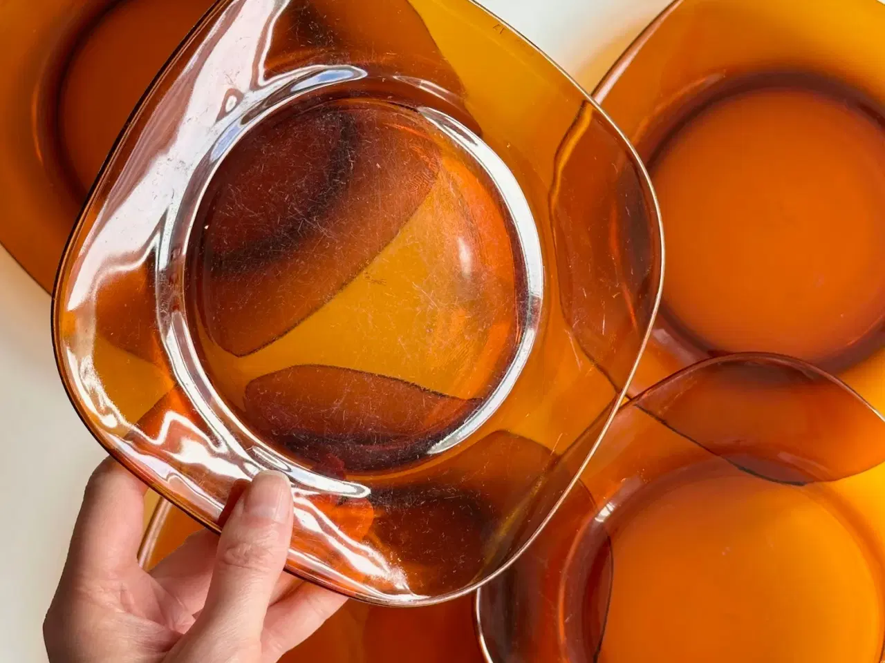 Billede 5 - Firkantede tallerkner, 6 stk samlet