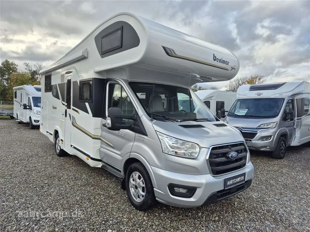 Billede 1 - 2020 - Benimar Sport 363   NK Pakke. Automatgear. solceller. markise. Batteri. Plisse i for og sideruder. Bemærk at den har 5 selepladser.