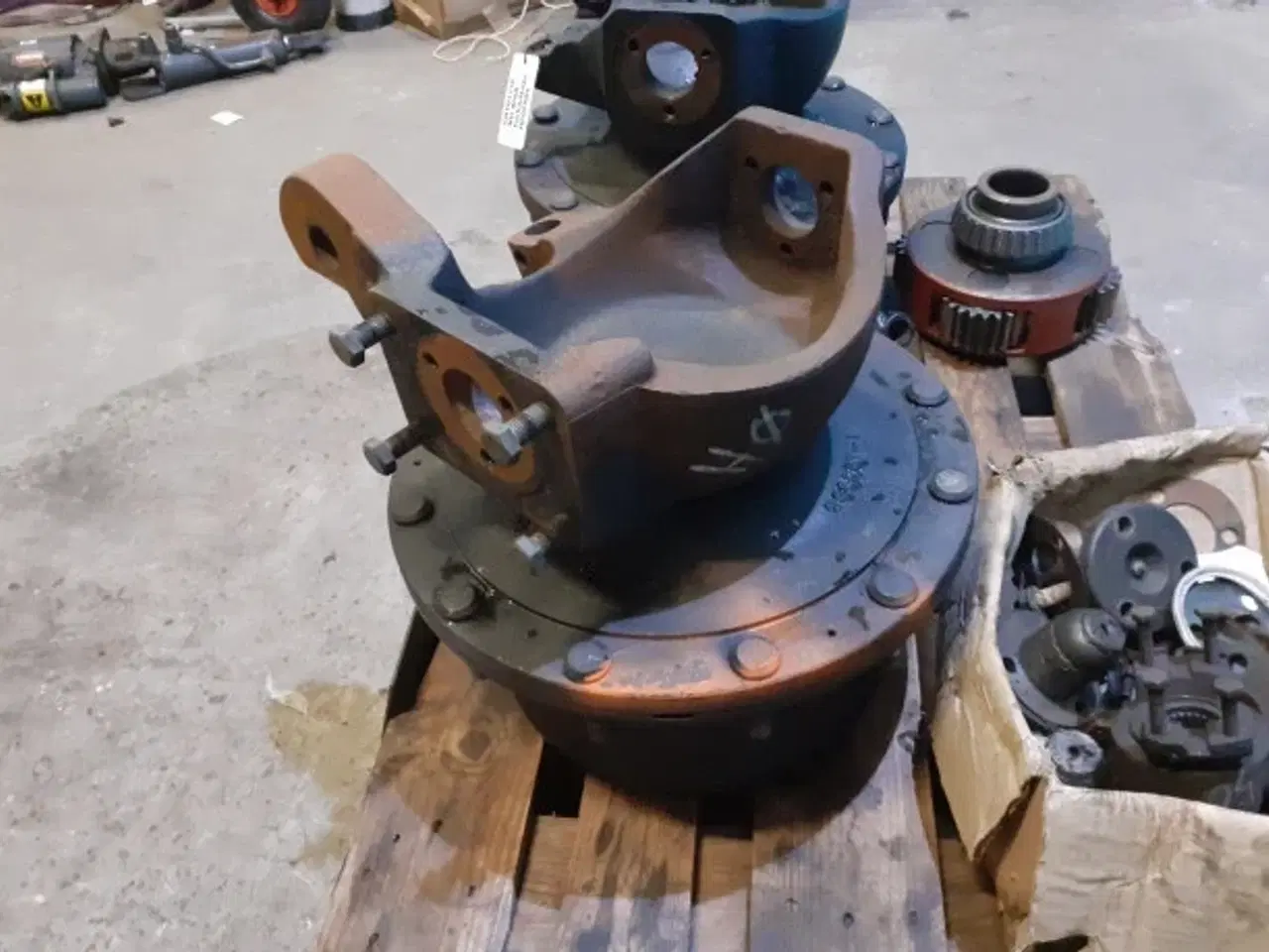 Billede 10 - New Holland T8050 Hjulgear