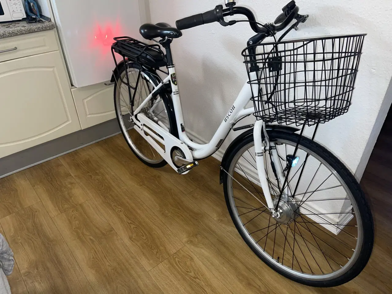 Billede 2 - flot sco dame elcykel 28"  7 gear.