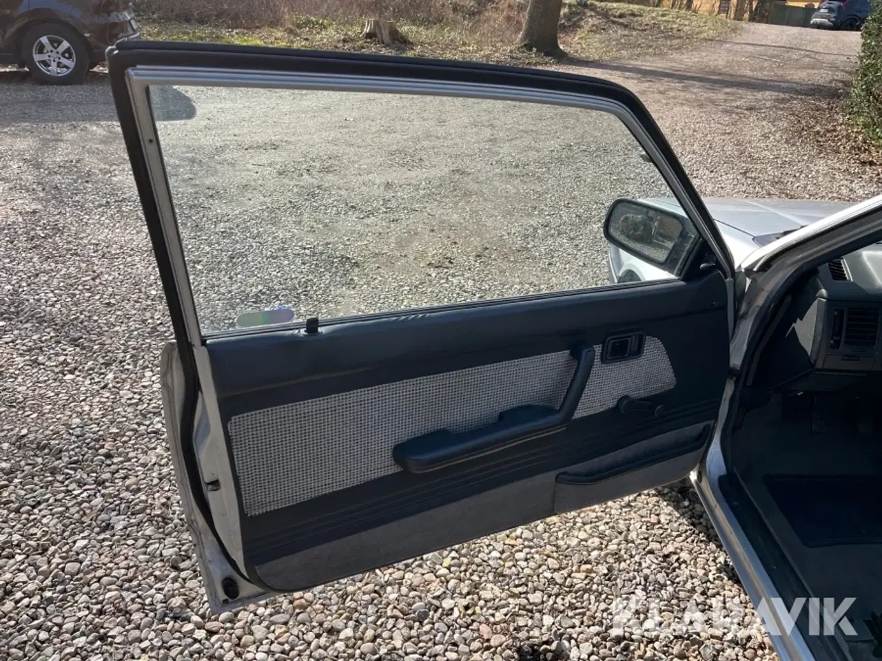 Billede 7 - Personbil Mazda 323 1,3LX