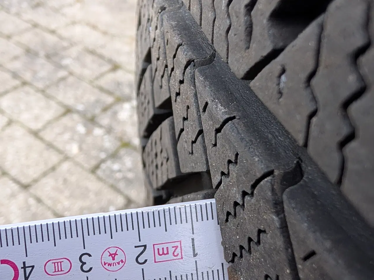 Billede 2 - Vinterhjul 18" alufælge