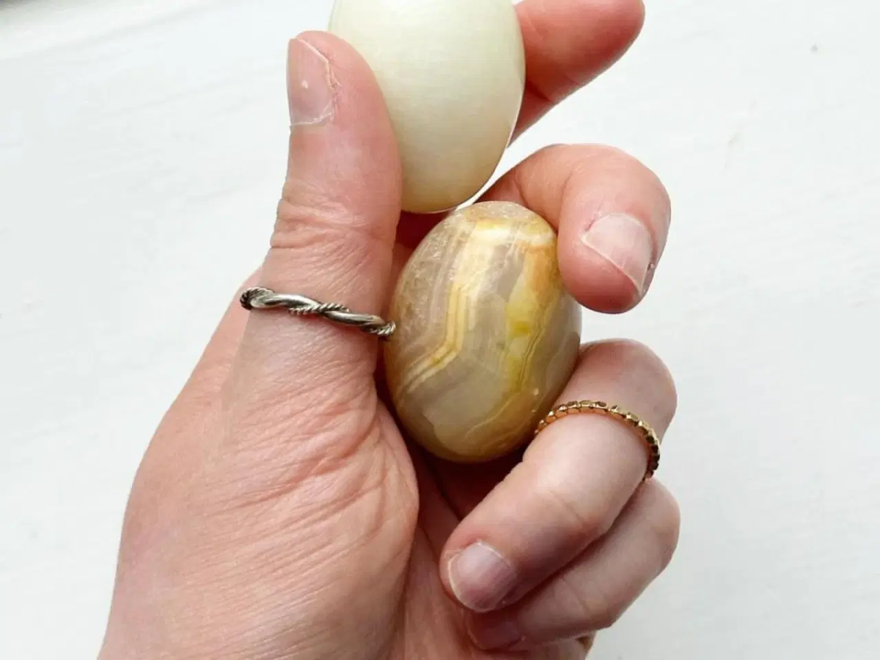 Billede 3 - Sæt af 2 æg, hvid onyx