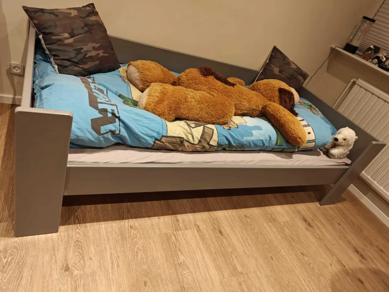 Billede 1 - Halvhøj seng