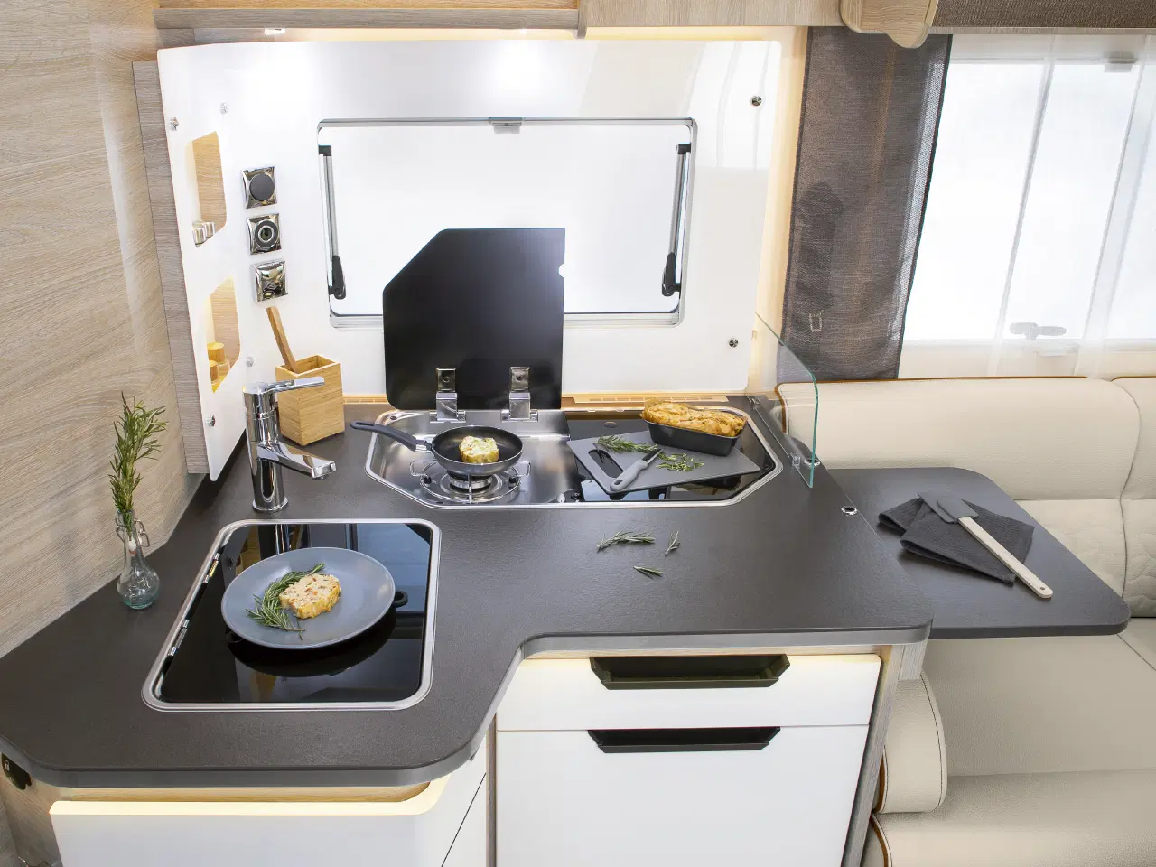 Billede 7 - Leje campingvogne / autocamper