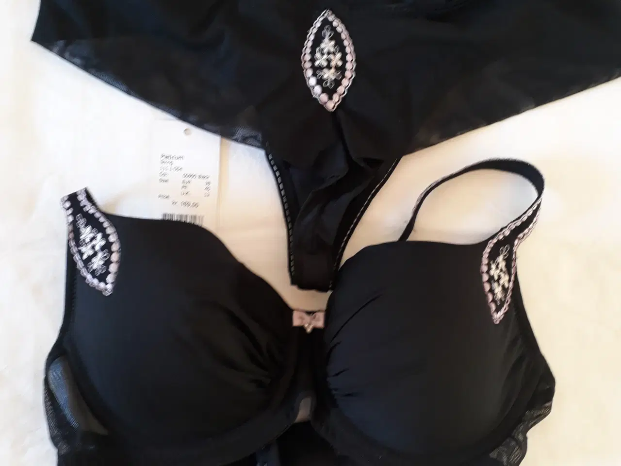 Billede 6 - BH/trusser, Femilet str. 38/70C + 38/75C