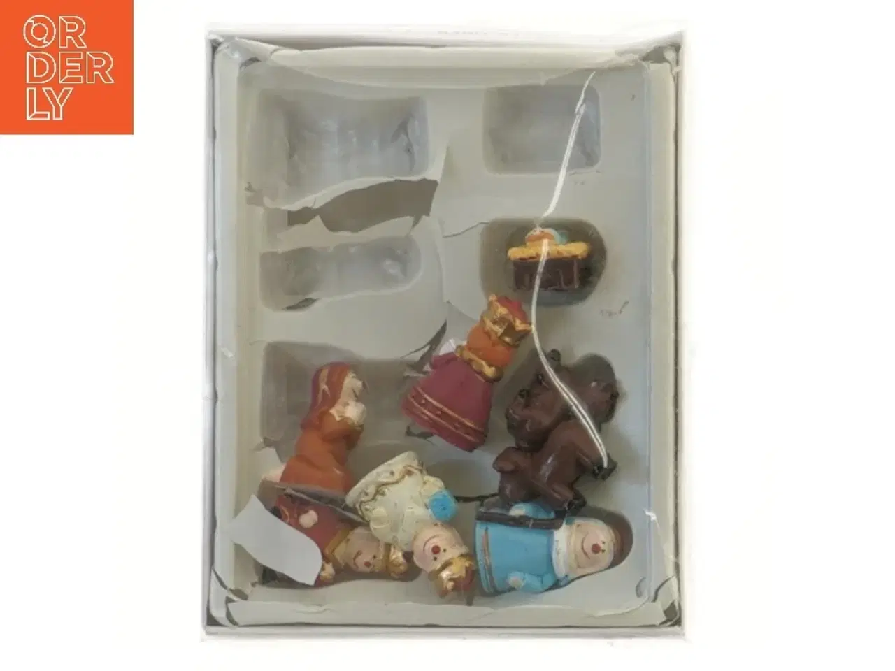 Billede 1 - Sæt med julefigurer i dekoration emballage fra Tiger (str. 14x11 cm)