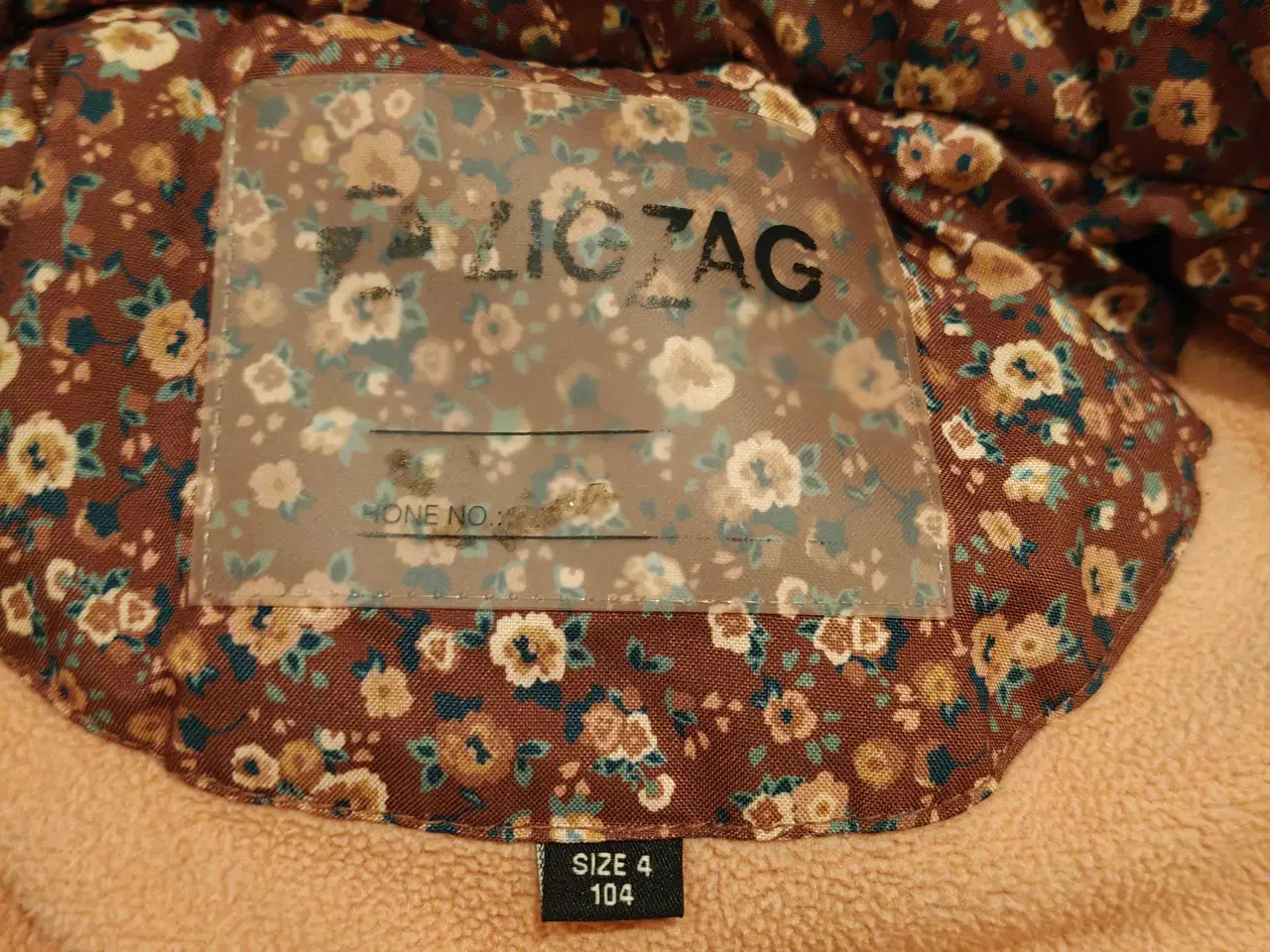 Billede 7 - Flot vinterjakke (Zig Zag) str 4 år/104