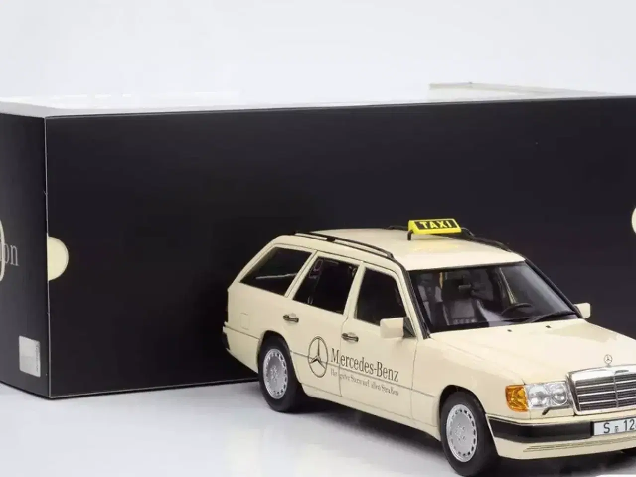 Billede 1 - 1:18 Mercedes E300D S124 StCar 1989 