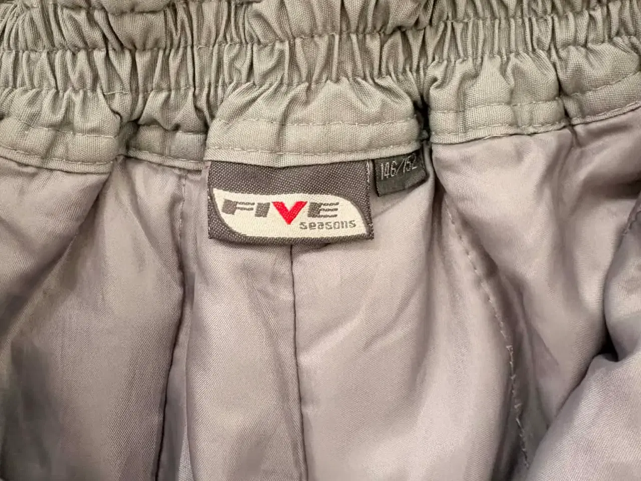 Billede 3 - Grå overtræksbukser