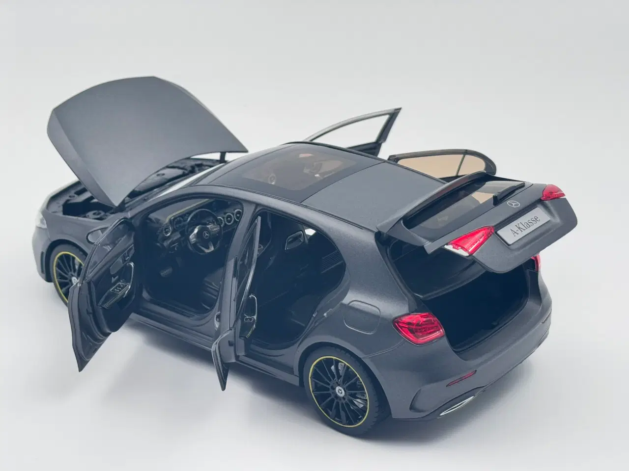 Billede 5 - 2018 Mercedes A-Klasse Edition AMG - 1:18